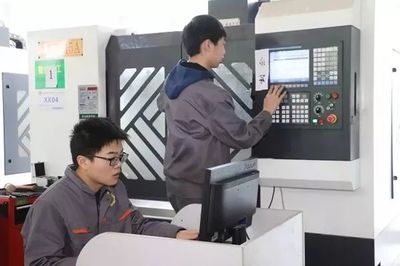 以技術服務為引擎，提升加工制造技能水平，賦能現代制造業高質量發展
